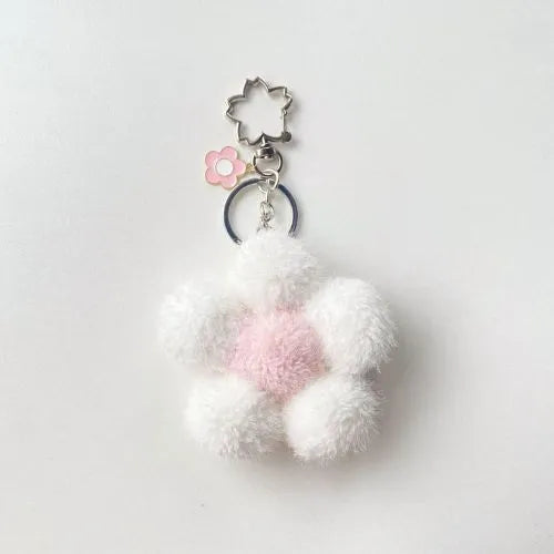 porte cle fleur blanc coeur rose