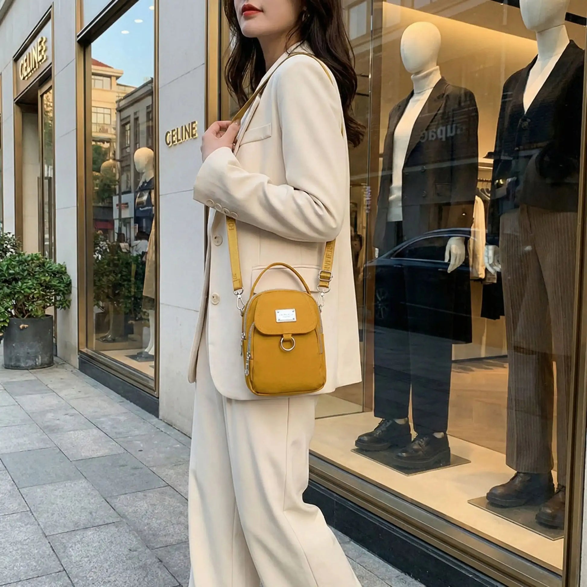 sac bandouliere crossbody compact grande capacite essentiel jaune