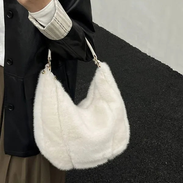 sac bandouliere fausse fourrure couleur ivoire