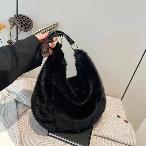 sac bandouliere fausse fourrure couleur noir