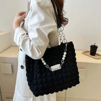 sac cabas texture chaine perle peu etre retirer sur epaule femme