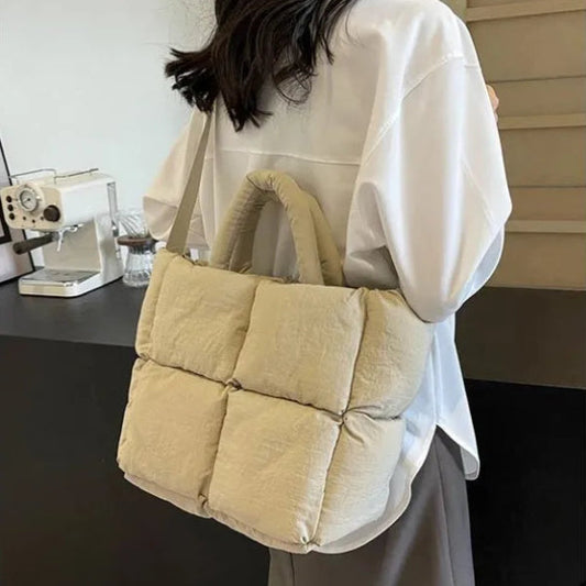 sac fourre tout couleur beige
